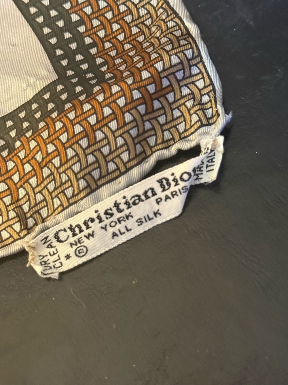Silk vintage Christian Dior pocket square/handkerchief - Picture 3 of 3